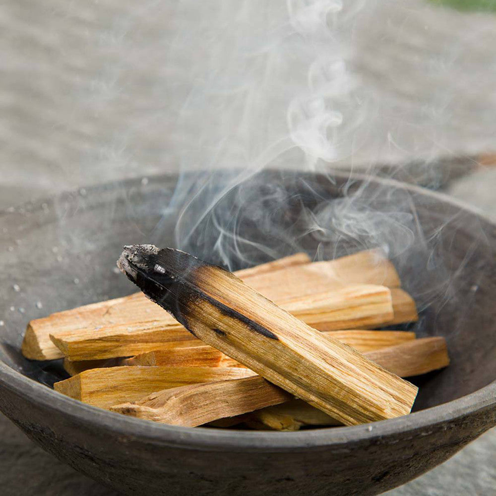 Green Tree Palo Santo Sticks 5-8 sticks 50g - Bensa